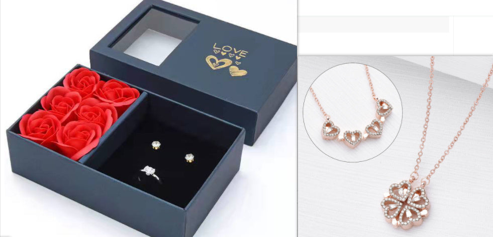Retro Magnetic Folding Heart Shaped Four Leaf Clover Pendant Necklace Women
