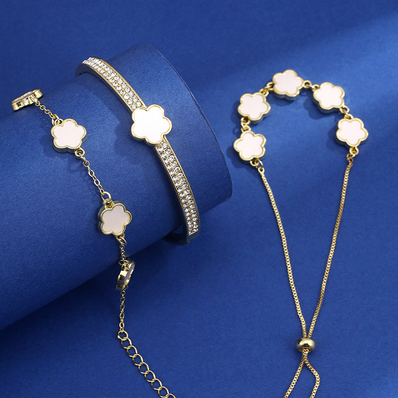 Lucky Five Petal Flower Brace Lace Bracelet Three-piece (Set of 3 Pcs)