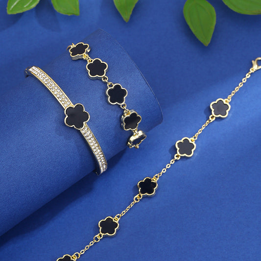 Lucky Five Petal Flower Brace Lace Bracelet Three-piece (Set of 3 Pcs)