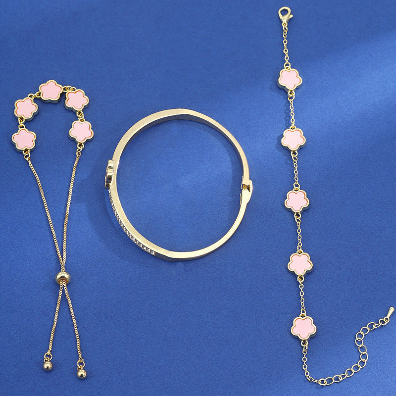 Lucky Five Petal Flower Brace Lace Bracelet Three-piece (Set of 3 Pcs)