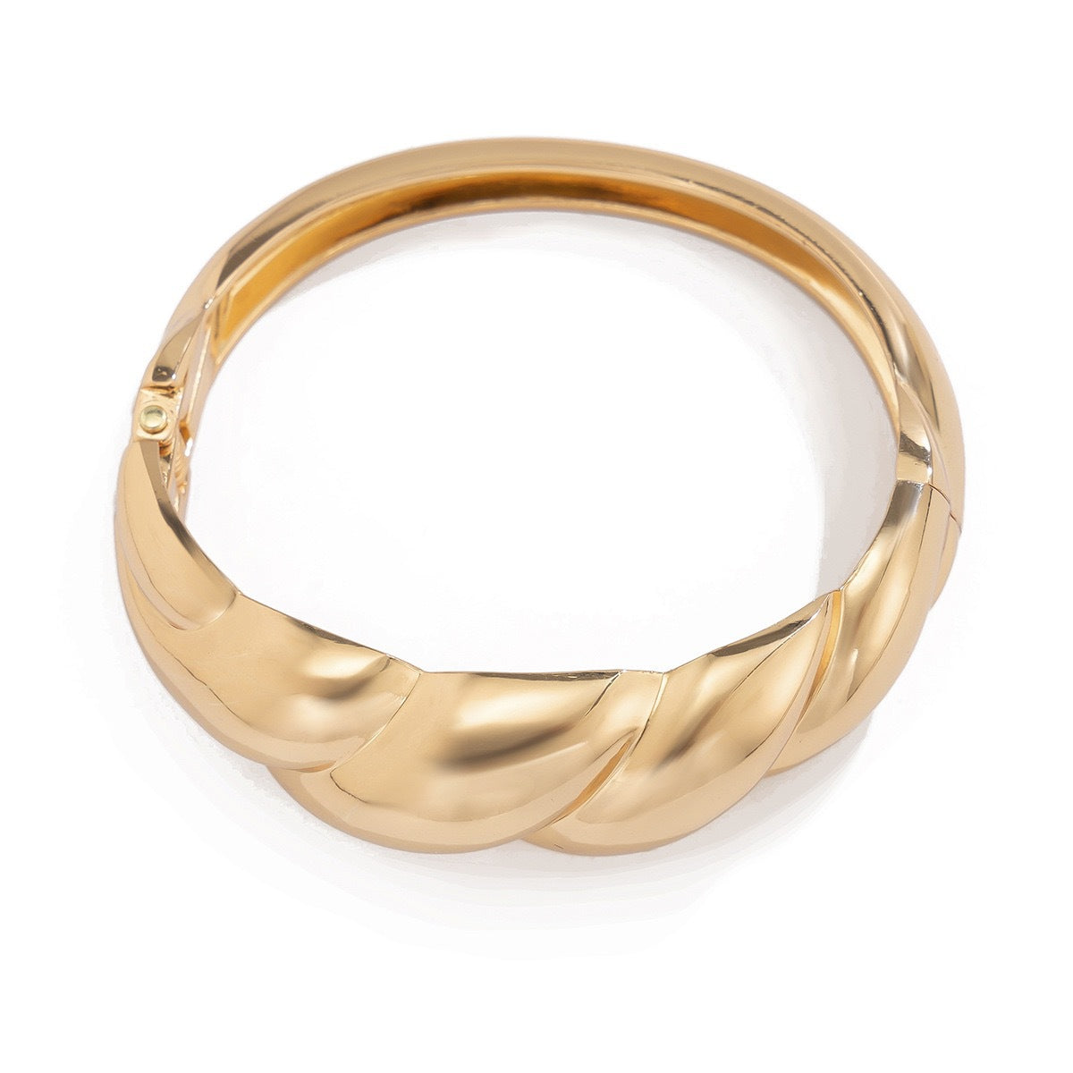 Fashion Trend Metal Glossy Surface Water Drop Hug Bracelet